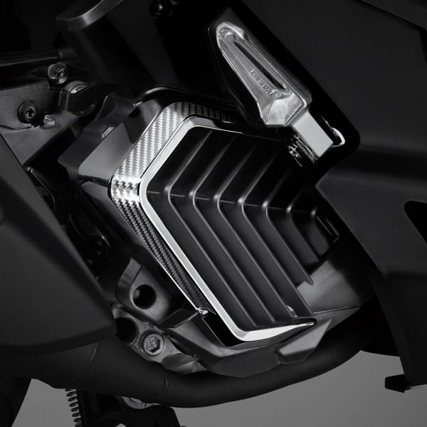 garnish radiator Honda Vario 160 terpasang keselamatan