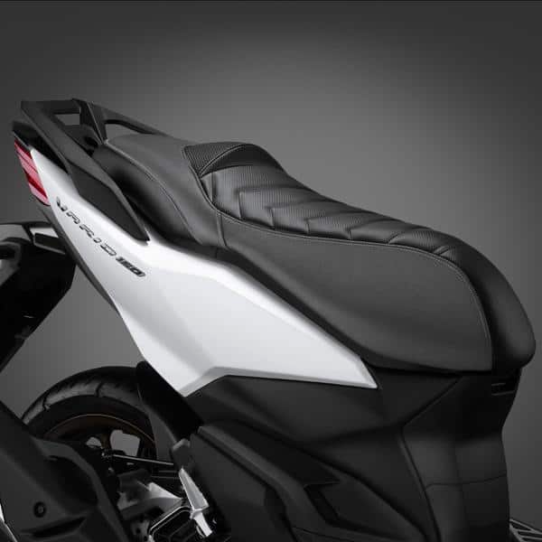 seat cover synthetic leather grid Honda Vario 160 jok sporty terpasang